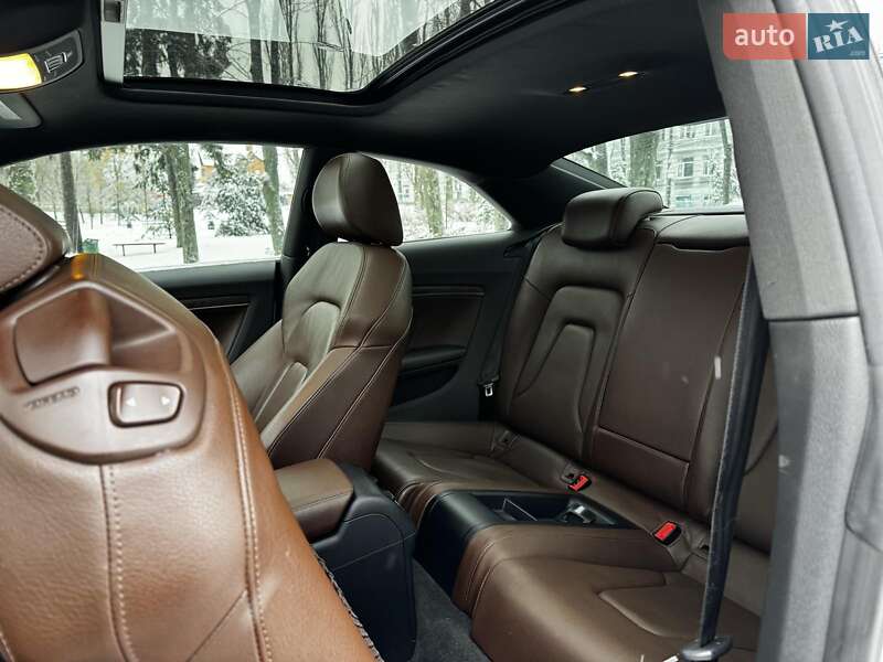 Купе Audi A5 2013 в Киеве