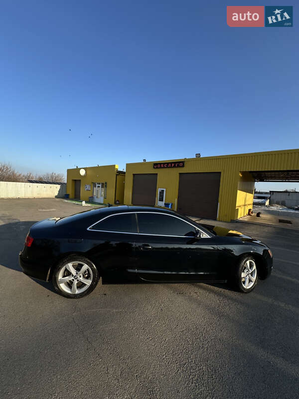 Купе Audi A5 2010 в Бобринці