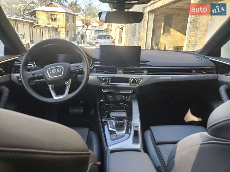 Лифтбек Audi A5 2023 в Киеве