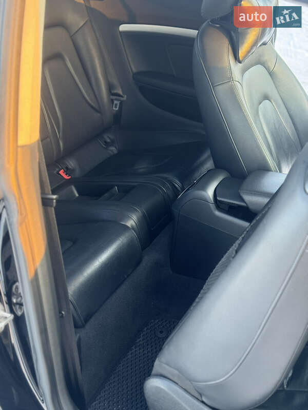 Купе Audi A5 2011 в Умані