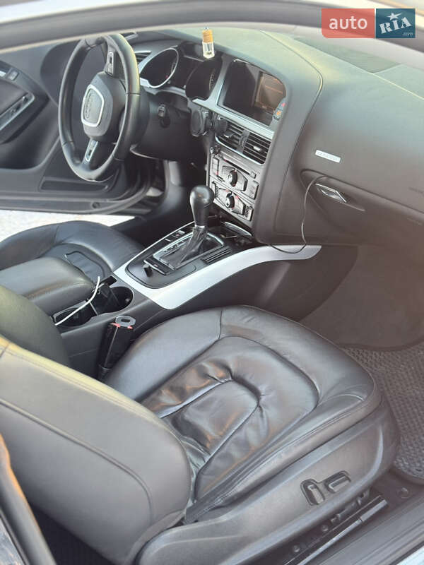 Купе Audi A5 2011 в Умані