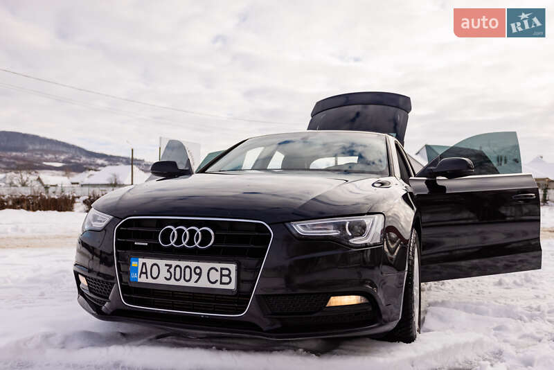 Купе Audi A5 2011 в Береговому