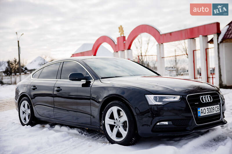 Купе Audi A5 2011 в Береговому
