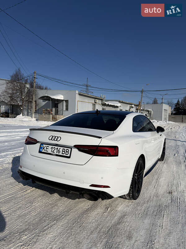 Купе Audi A5 2018 в Днепре