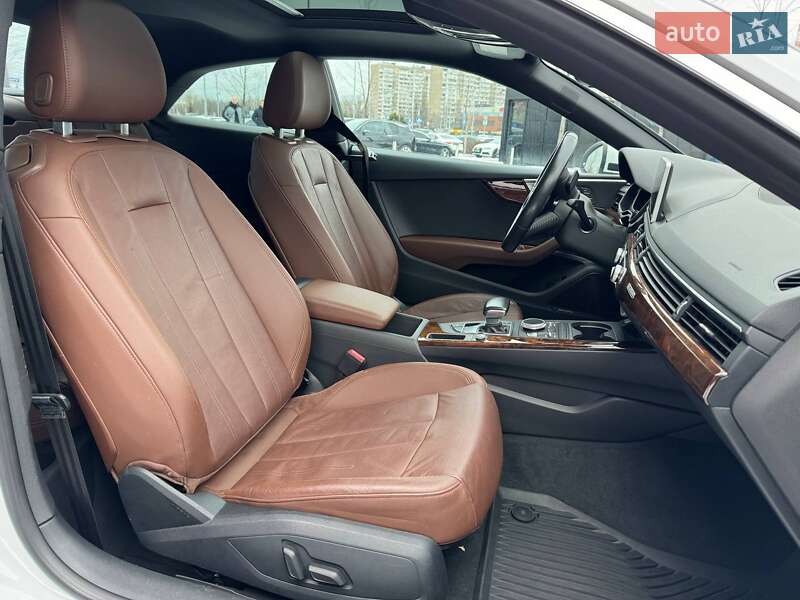 Купе Audi A5 2016 в Києві