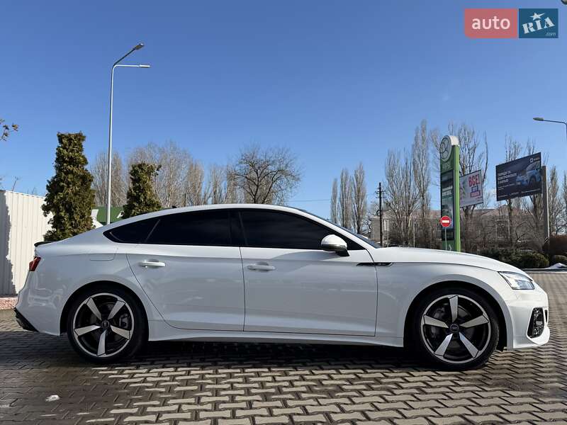 Лифтбек Audi A5 2024 в Одессе