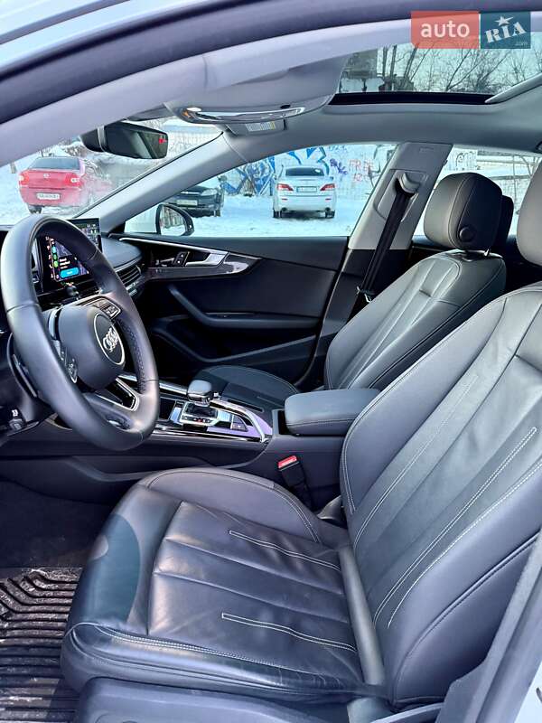 Лифтбек Audi A5 2021 в Киеве