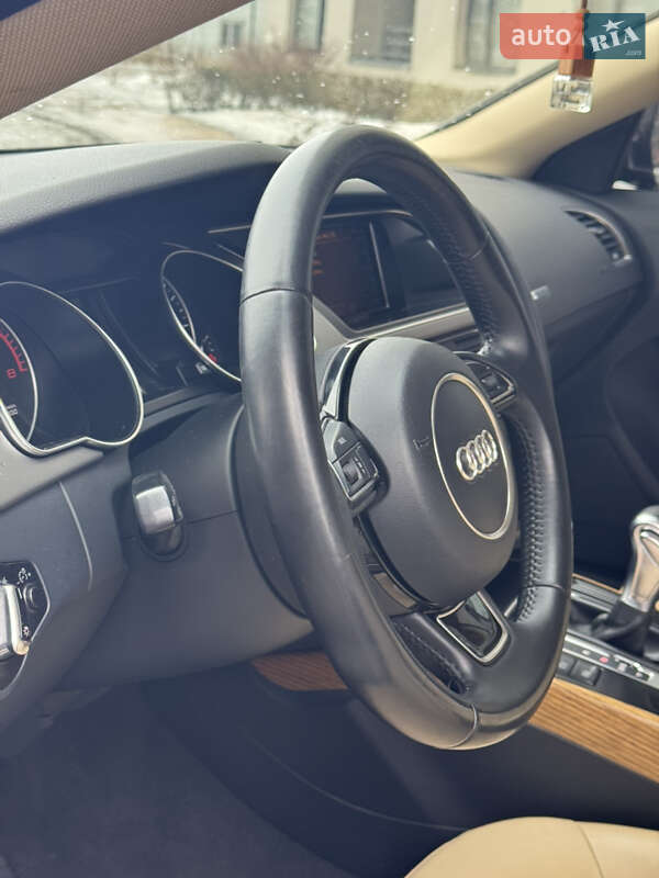 Купе Audi A5 2012 в Києві фото 8 Купе Audi A5 2012 в Києві