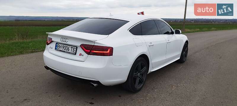 Купе Audi A5 2012 в Раздельной