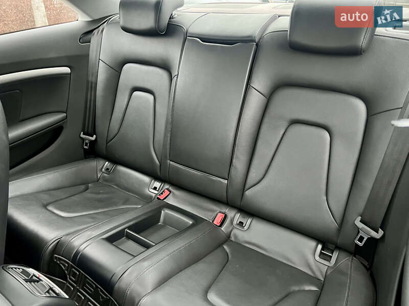 Купе Audi A5 2014 в Києві