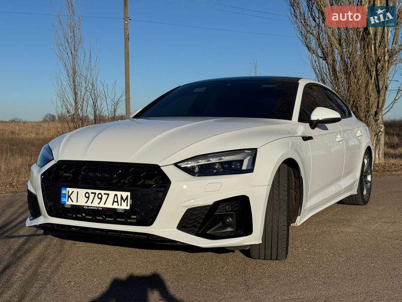 Лифтбек Audi A5 2022 в Киеве