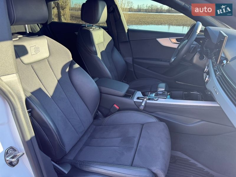 Лифтбек Audi A5 2022 в Киеве