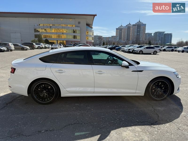 Купе Audi A5 2019 в Киеве