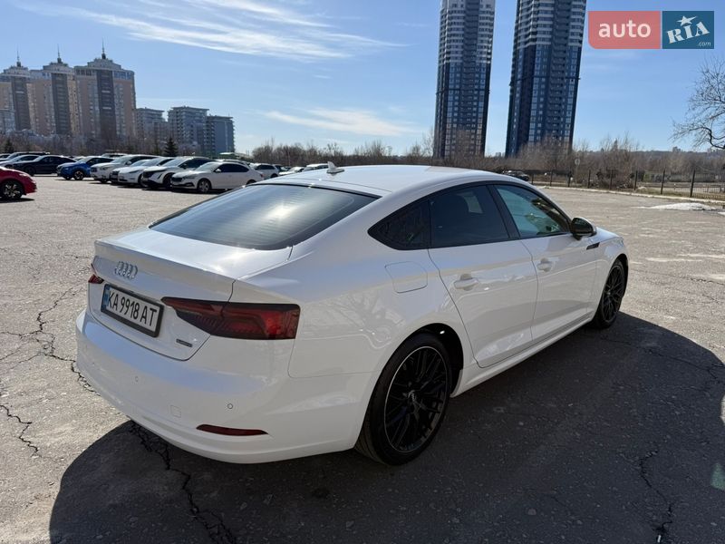 Купе Audi A5 2019 в Киеве