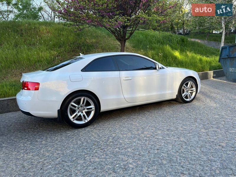 Купе Audi A5 2012 в Одесі
