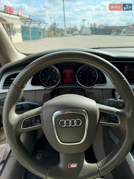 Кабріолет Audi A5 2010 в Києві фото 27 Кабріолет Audi A5 2010 в Києві