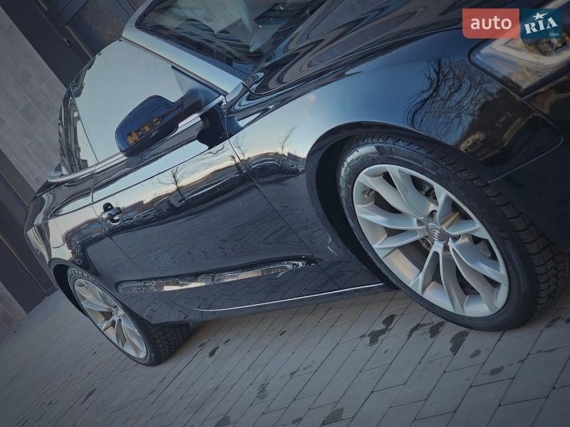 Кабриолет Audi A5 2013 в Львове