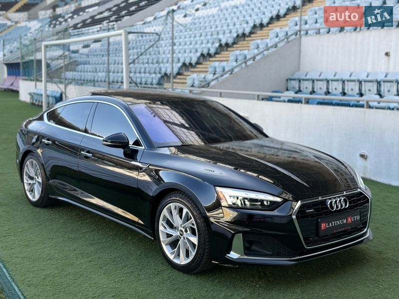 Лифтбек Audi A5 2022 в Одессе