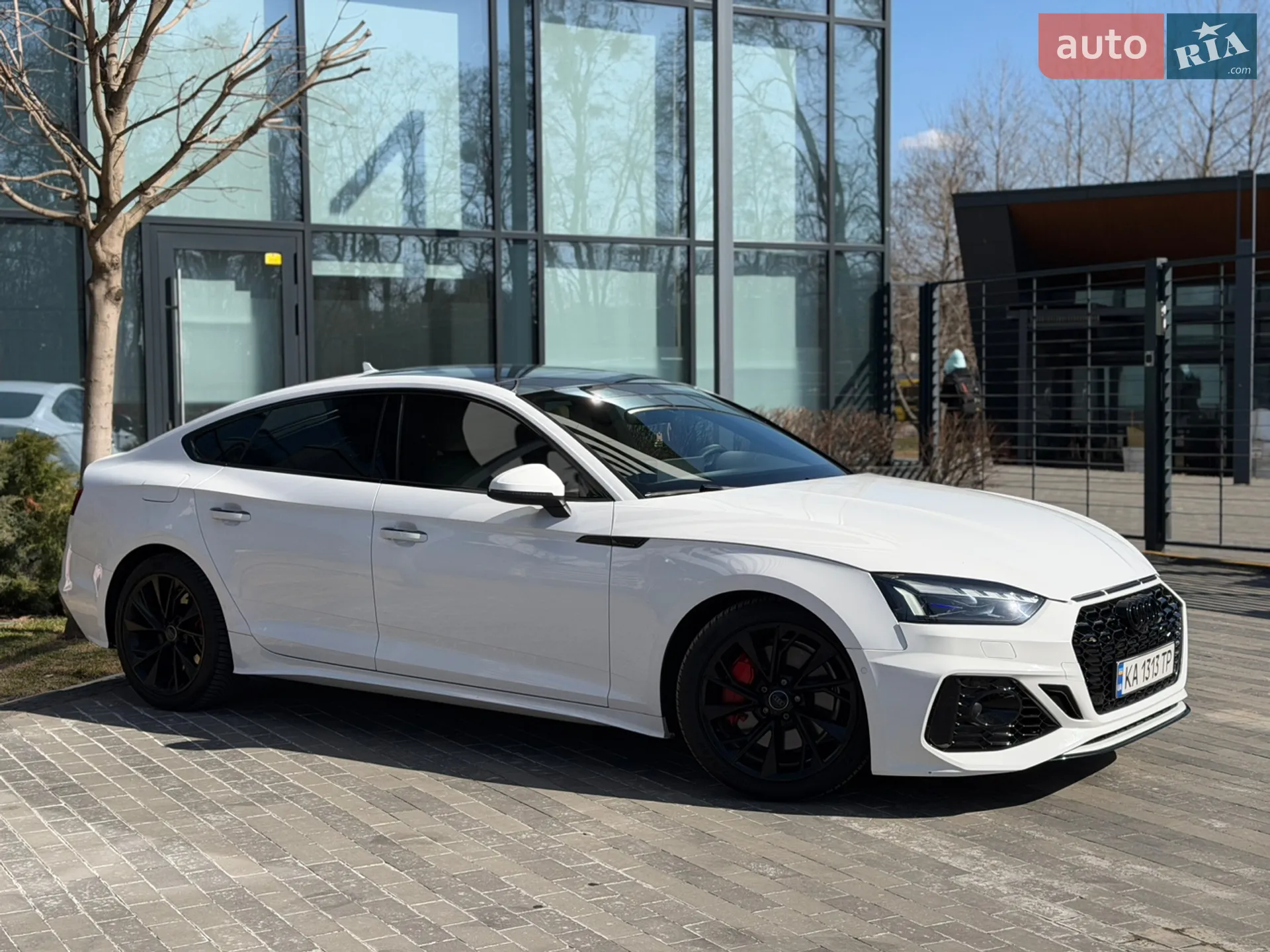 Audi A5 2020 VIN WAUANCF55LA008570 фото оголошення 13 з 22