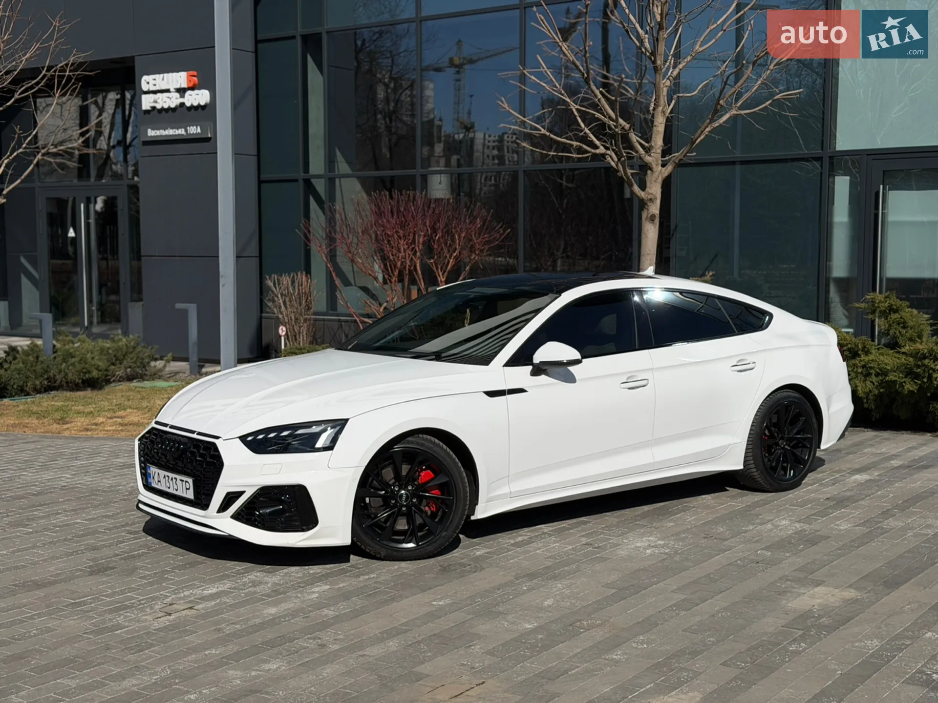Audi A5 2020 VIN WAUANCF55LA008570 фото оголошення 12 з 22