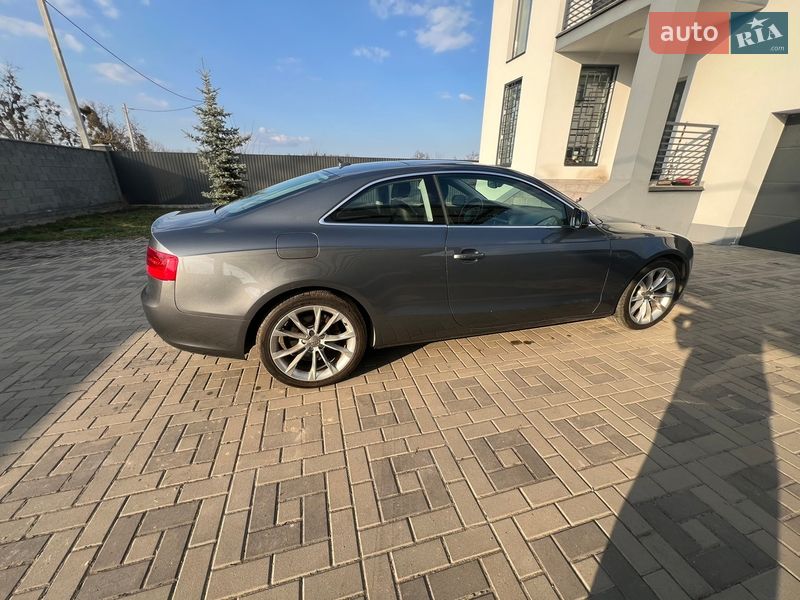 Купе Audi A5 2013 в Киеве