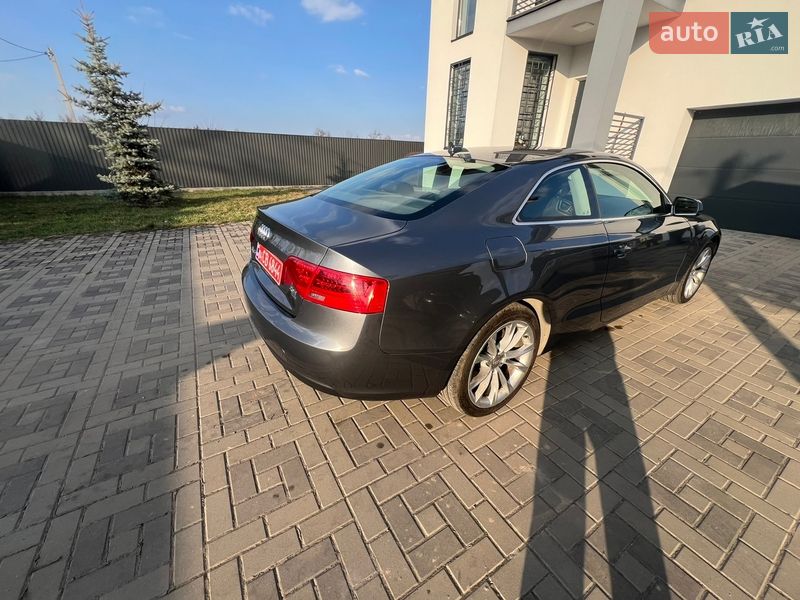 Купе Audi A5 2013 в Киеве