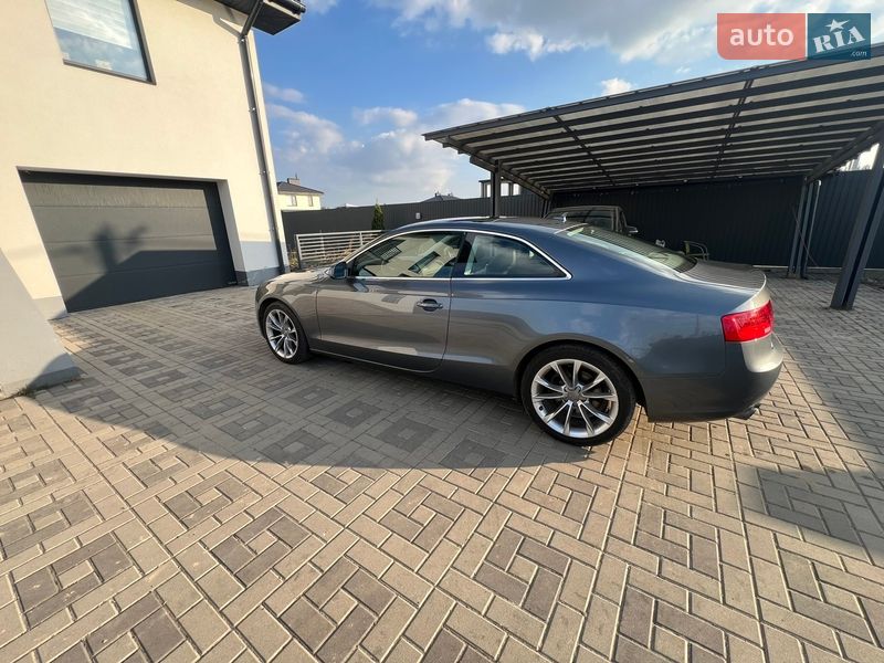 Купе Audi A5 2013 в Киеве