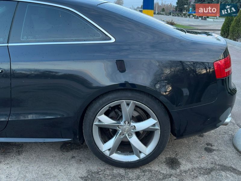 Купе Audi A5 2010 в Яготині