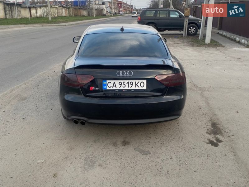 Купе Audi A5 2010 в Борисполе