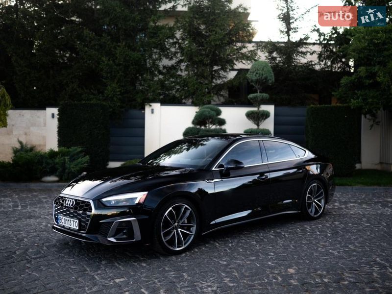 Лифтбек Audi A5 2022 в Львове