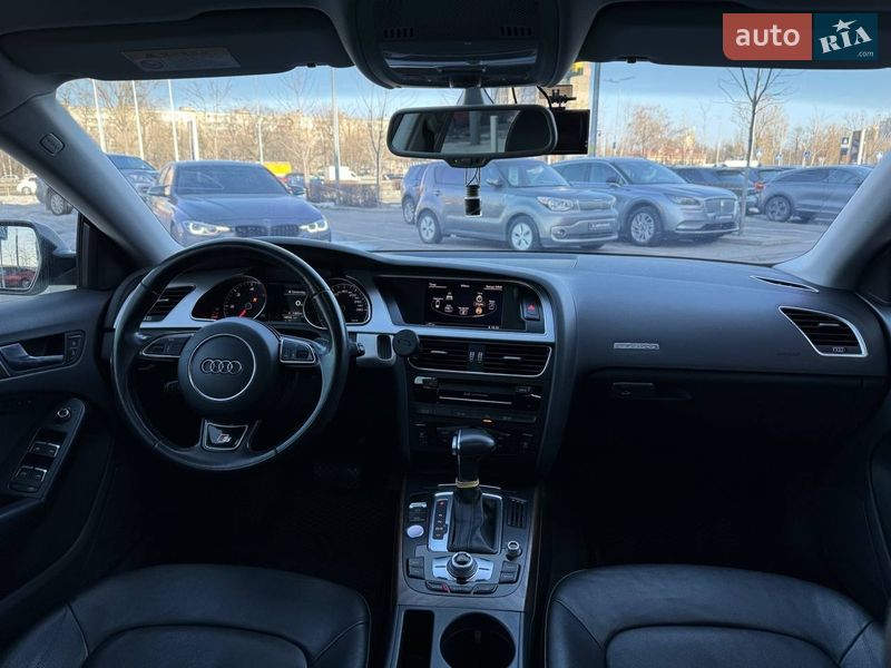 Купе Audi A5 2015 в Києві