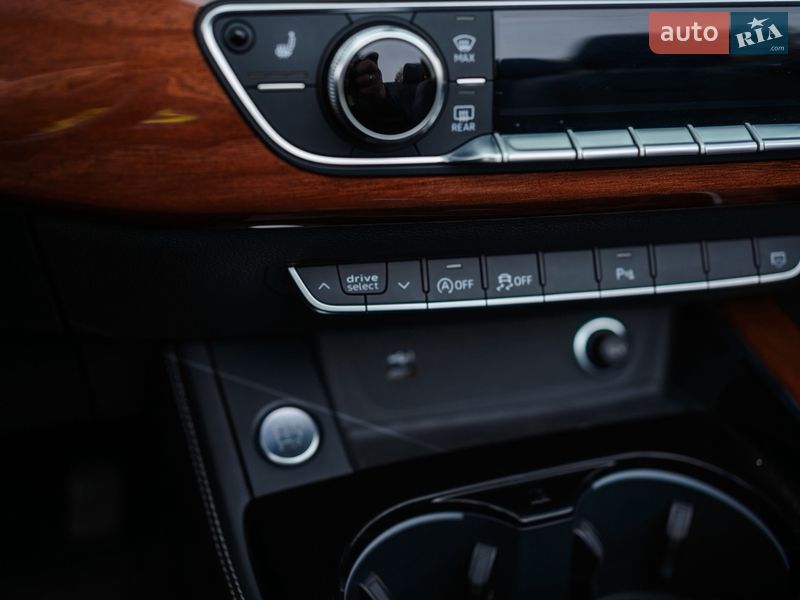 Кабріолет Audi A5 2022 в Дніпрі