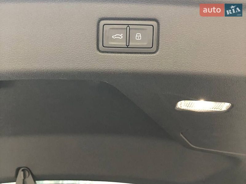 Лифтбек Audi A5 2023 в Киеве