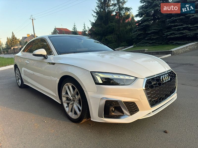 Купе Audi A5 2023 в Киеве