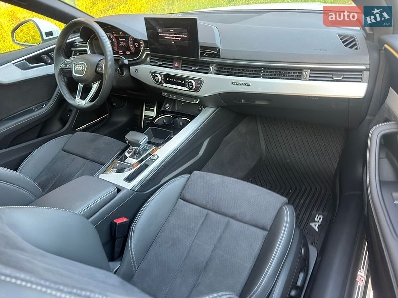 Купе Audi A5 2023 в Киеве