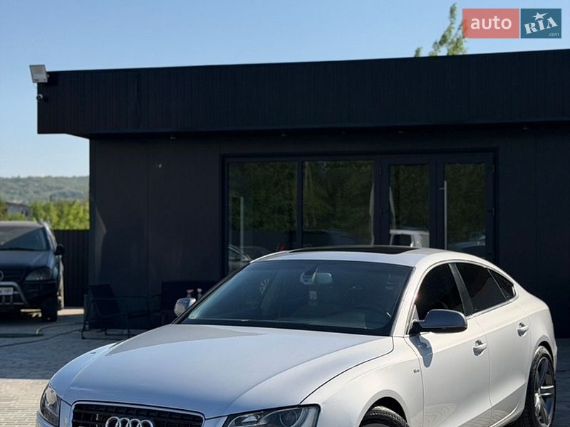 Купе Audi A5 2009 в Черновцах