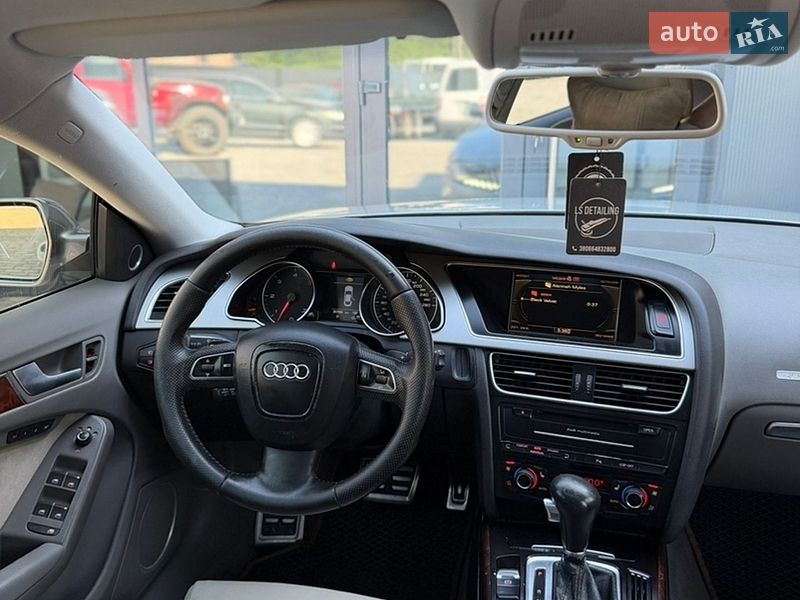 Купе Audi A5 2009 в Черновцах