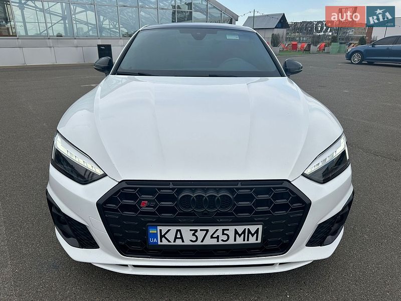 Купе Audi A5 2022 в Києві
