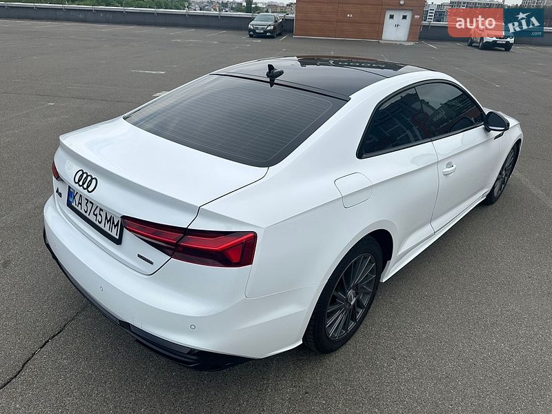 Купе Audi A5 2022 в Києві