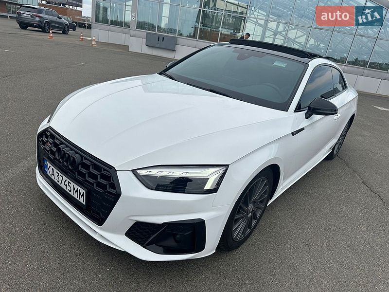 Купе Audi A5 2022 в Києві