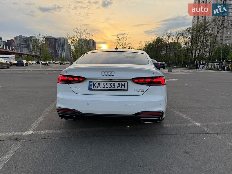 Лифтбек Audi A5 2022 в Киеве