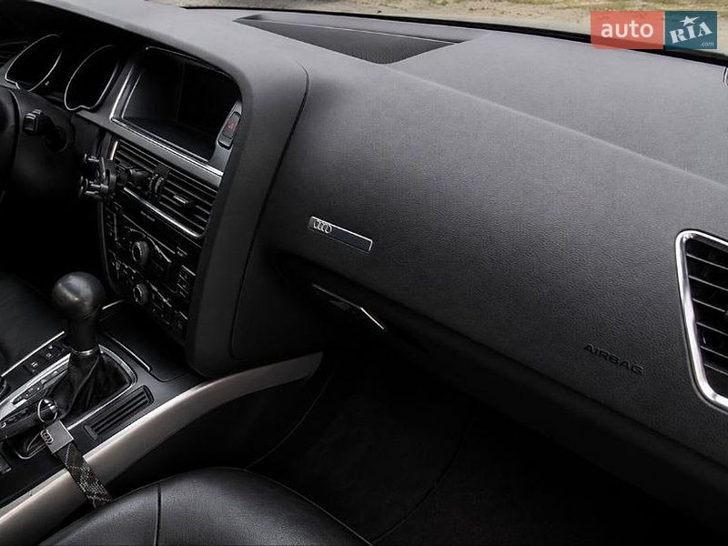 Купе Audi A5 2010 в Дніпрі