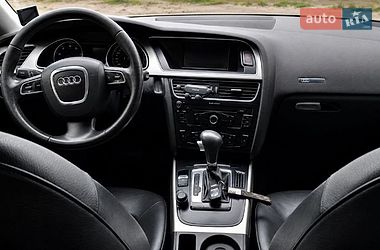 Купе Audi A5 2010 в Дніпрі