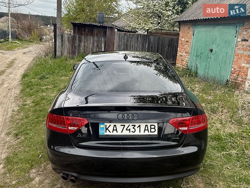 Купе Audi A5 2011 в Києві