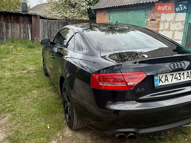 Купе Audi A5 2011 в Києві
