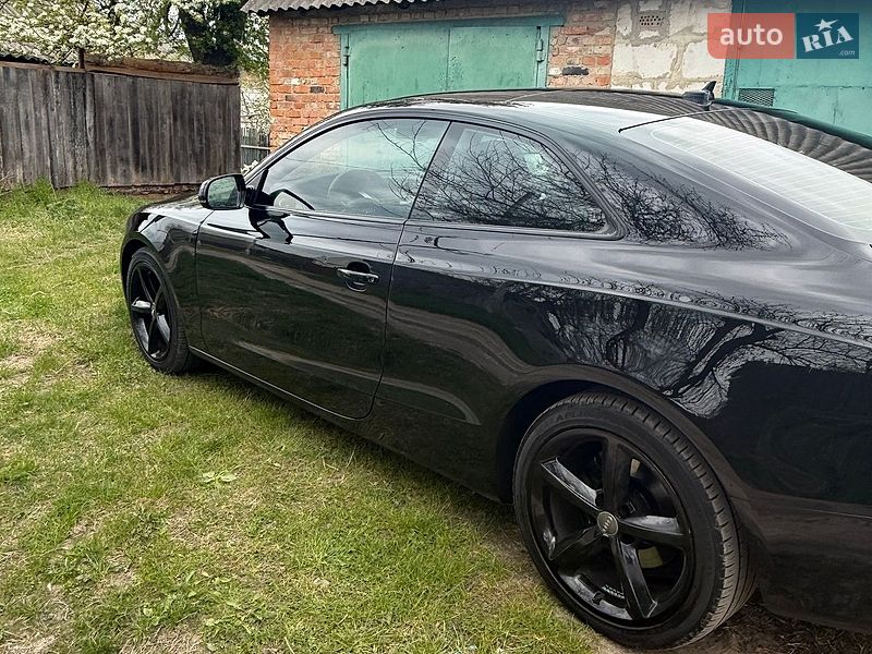 Купе Audi A5 2011 в Києві