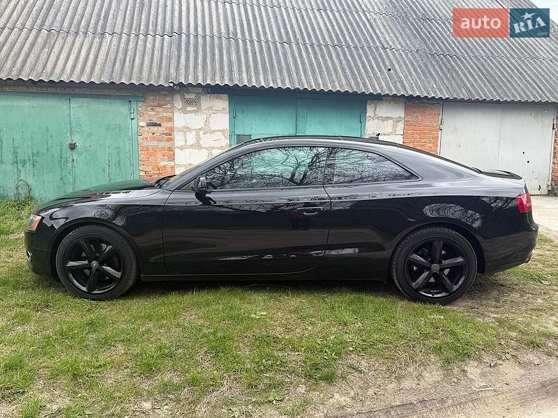 Купе Audi A5 2011 в Києві