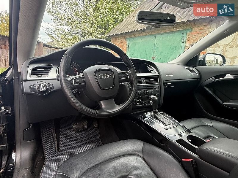 Купе Audi A5 2011 в Києві
