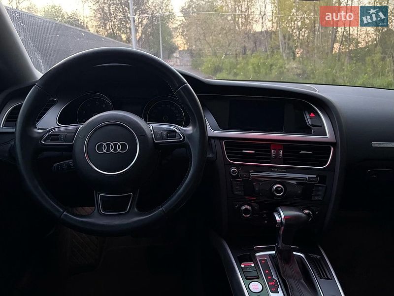 Купе Audi A5 2012 в Києві