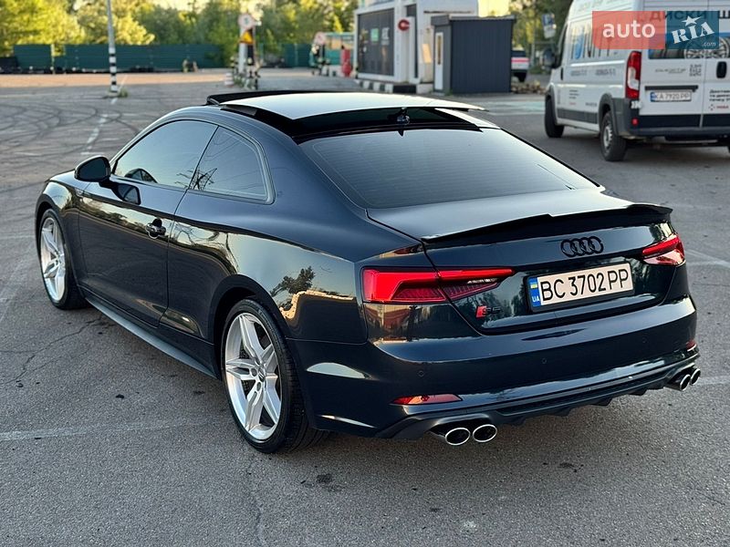 Купе Audi A5 2017 в Киеве
